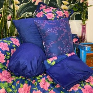 ‼️SOLD ON IG‼️ Betsey Johnson Queen Bedding Set